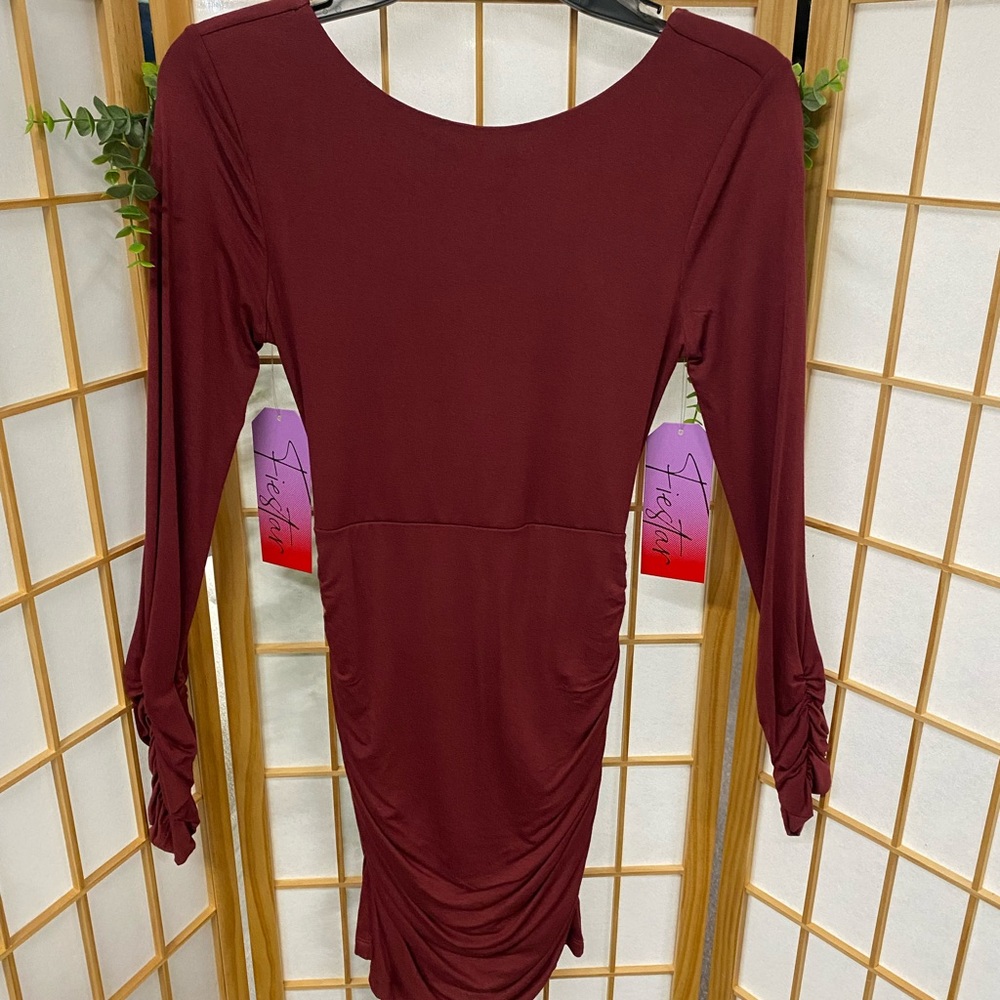 Elegant Backless Burgundy Dress